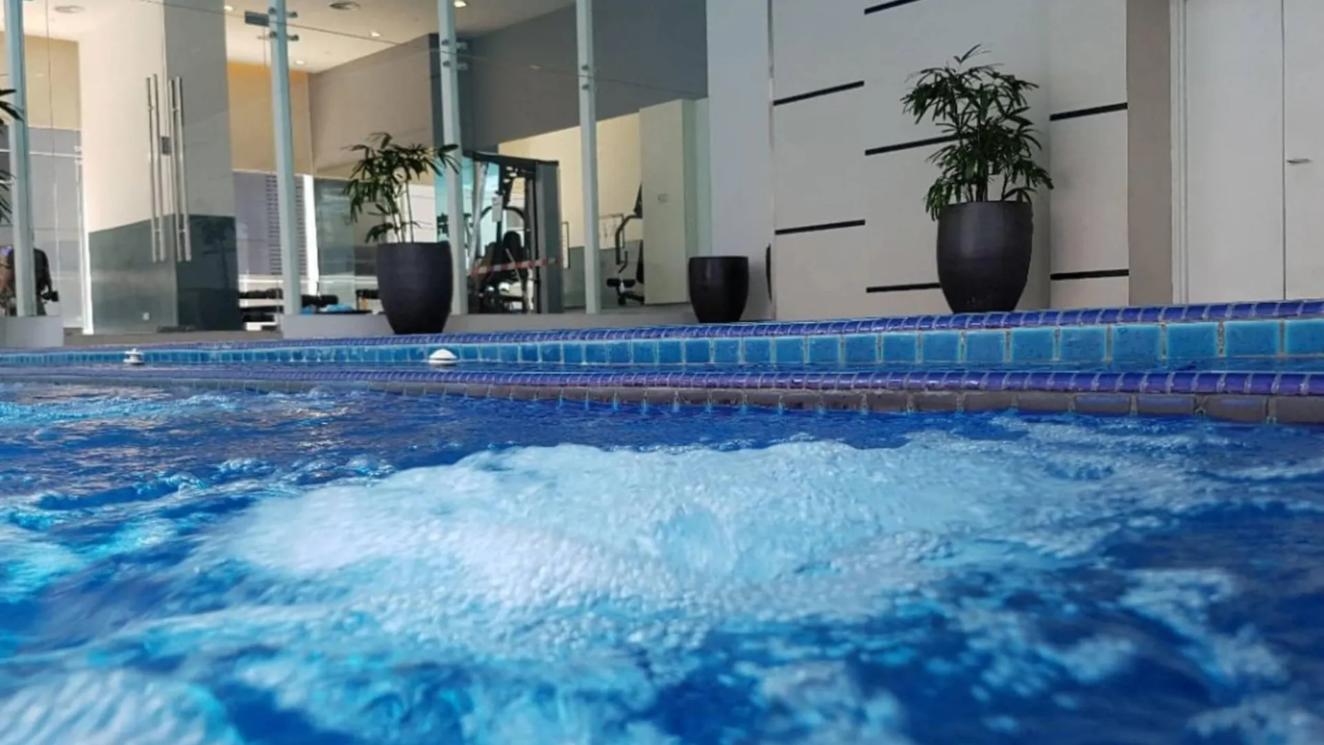 Binjai 8 Premium Soho By Artez Maison クアラルンプール 0*,