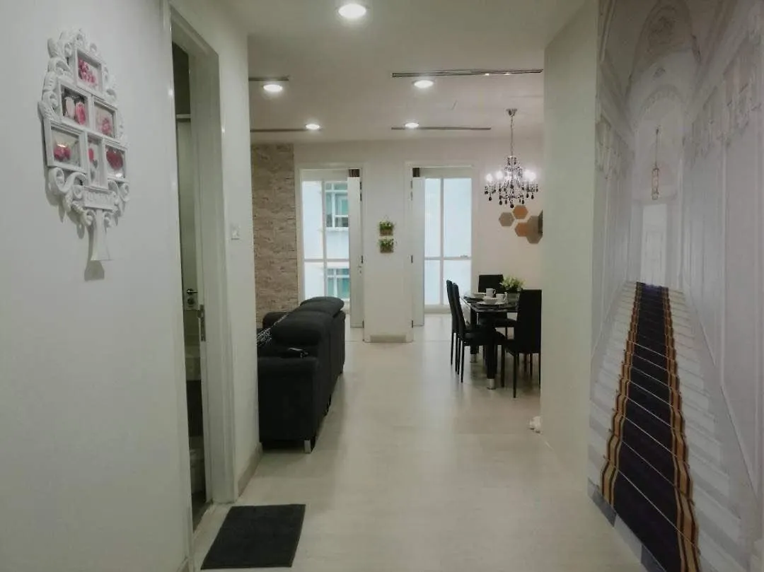 Binjai 8 Premium Soho By Artez Maison 吉隆坡 0*,